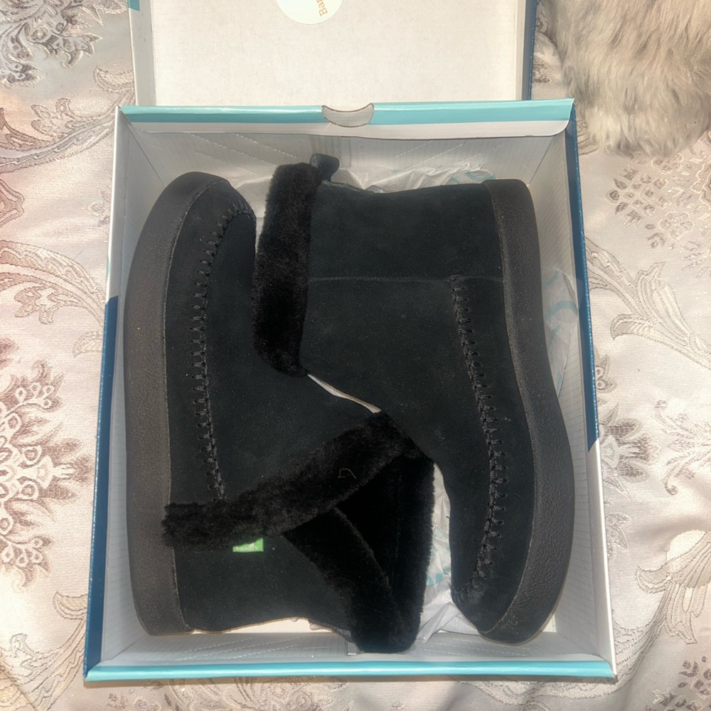 BareTraps Black Boots